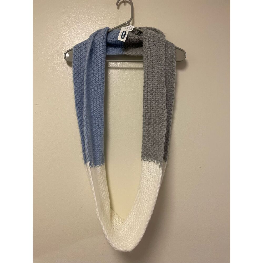 Knit Infinity Scarf Blue White Gray NEW